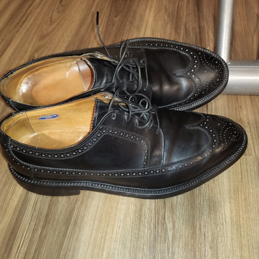 Florsheim Imperial Quality Black Leather Wingtip V Cleat Shoes Size 10 D - Picture 7 of 7